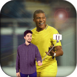 ikon Selfie With Kylian Mbappe