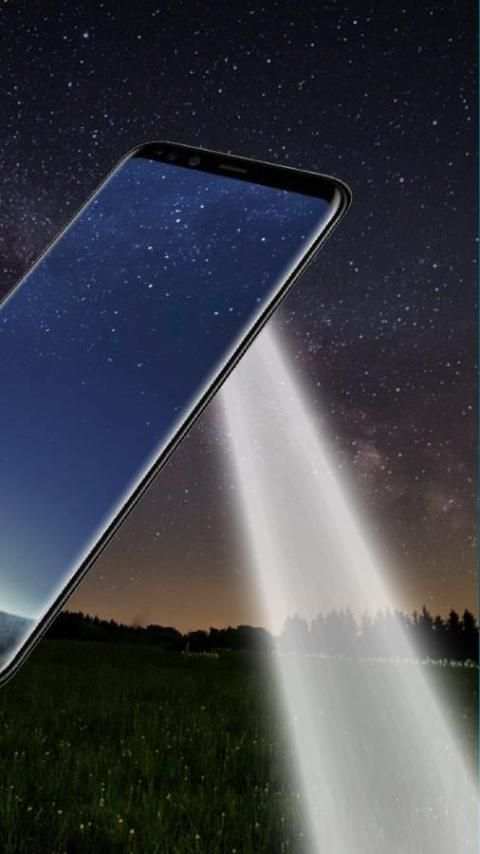Flashlight Plus screenshot 1
