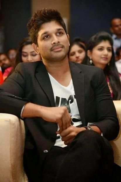 Allu Arjun Wallpapers HD Latest screenshot 2
