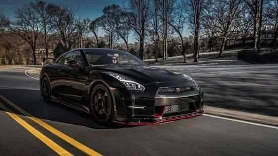 Amazing Nissan GTR Cars Wallpaper 1 تصوير الشاشة