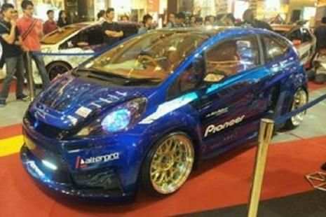 Modifikasi Mobil Honda Jazz screenshot 3