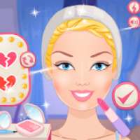 Dress up games and makeup games and Mick August- logo