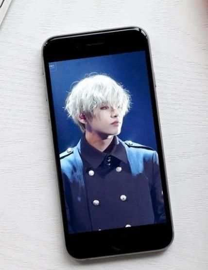 Kim BTS Wallpaper screenshot 5