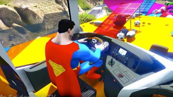 Superheroes Bus Stunts Racing screenshot 6