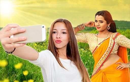 Selfie with Actress Kajal Raghwani Gorgeous Image screenshot 5