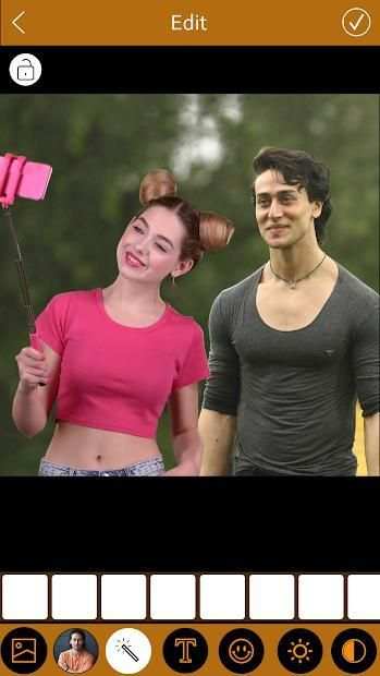 Selfie With Tiger Shroff screenshot 2