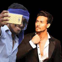 ikon Selfie With Tiger Shroff
