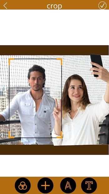 Selfie With Tiger Shroff screenshot 6