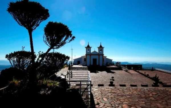 Santuário Basílica Nossa Senhora da Piedade screenshot 2
