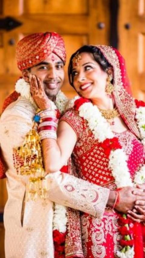 A Royal Wedding Catches Many Attention Especially When It Is Held At The W…  | Indian wedding poses, Indian bride photography poses, Indian wedding  photography poses