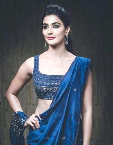 Pooja Hegde Wallpapers HD screenshot 13