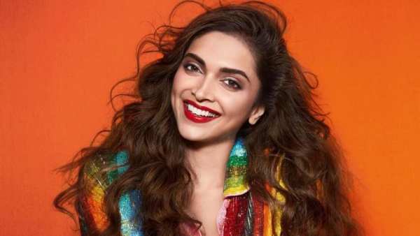 Deepika Padukone Wallpaper HD скриншот 3