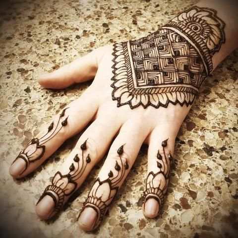 Mehndi Design Latest 2019 screenshot 5