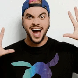 ikon Luccas Neto - GIF