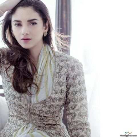 Aditi Rao Hydari Wallpaper HD स्क्रीनशॉट 1