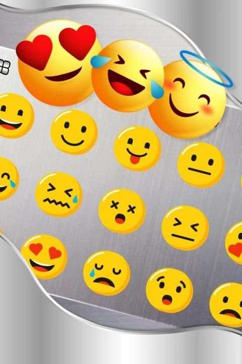 Silver Metal Keyboard screenshot 1