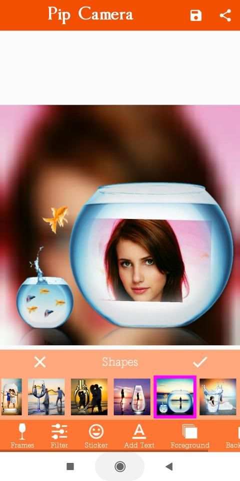 Photo Frame Holding effects mirror screenshot 1