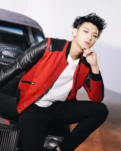 Wu Yifan Kpop Wallpaper screenshot 1