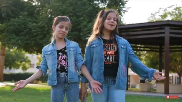 ميرا - أغنية بابا و ماما - روان وريان - بدون نت
‎ screenshot 3