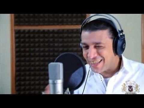 مصطفى كامل والمجموعة - اوبريت تسلم الايادى بدون نت
‎ screenshot 6