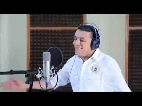 مصطفى كامل والمجموعة - اوبريت تسلم الايادى بدون نت
‎ screenshot 7