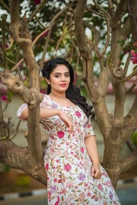 Srimukhi Wallpapers HD screenshot 6