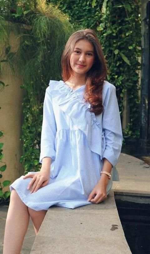 Zoe Abbas Jackson Wallpaper Foto Offline screenshot 7