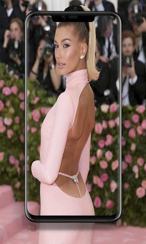 Hailey Bieber Wallpaper screenshot 1